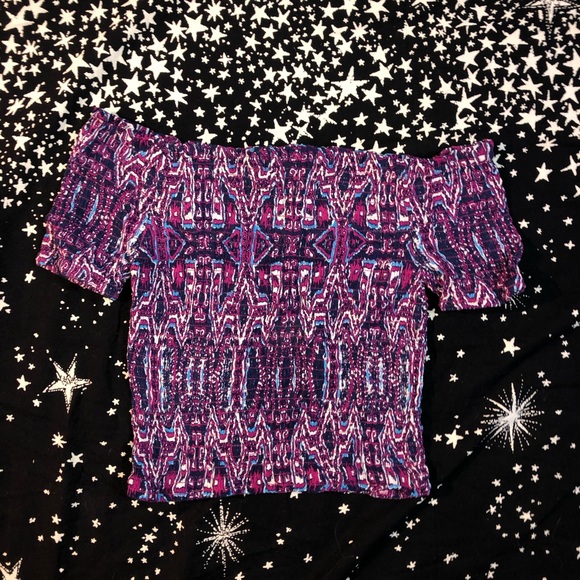 Off the shoulder top - Picture 1 of 2